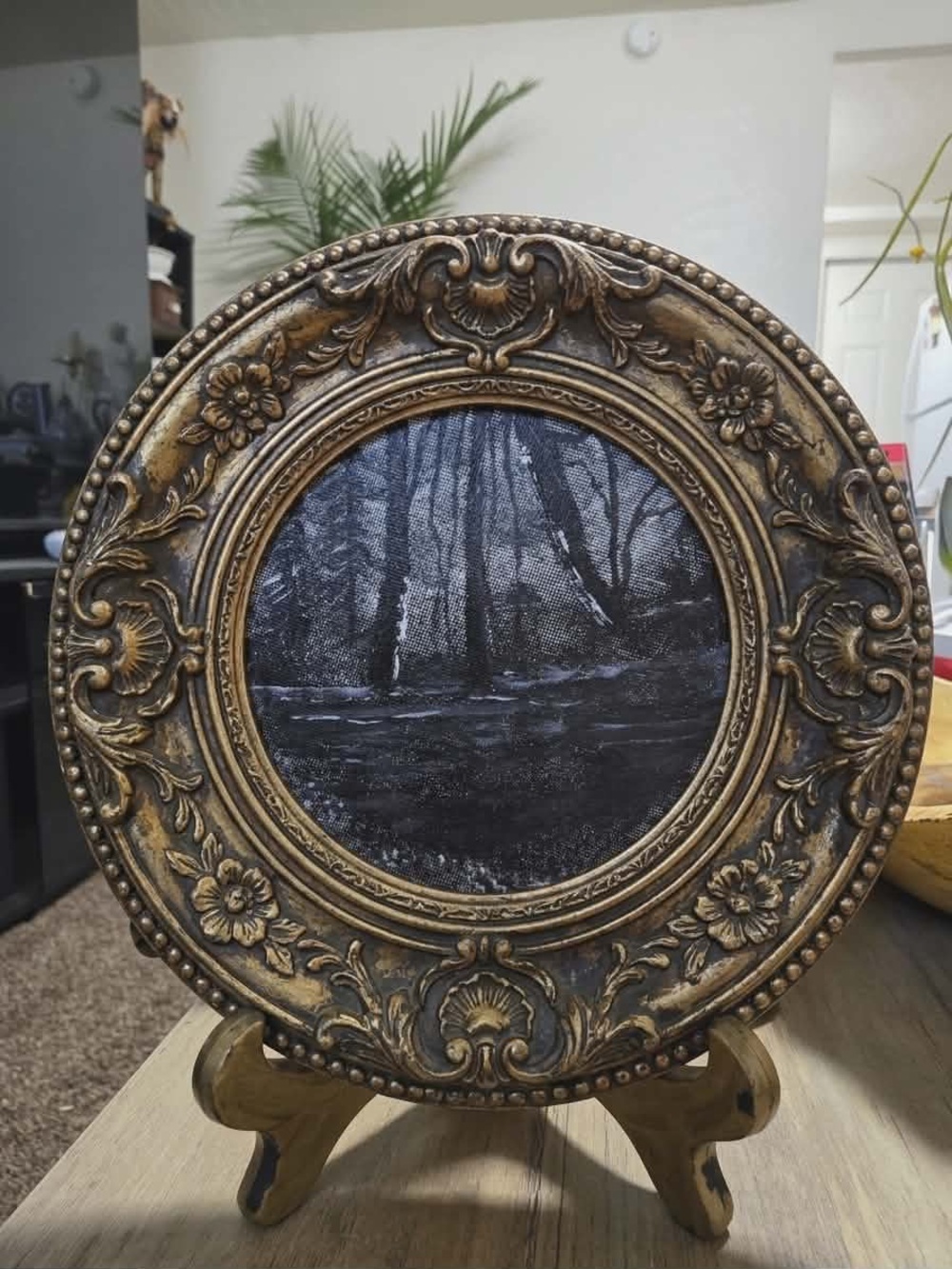 Ornate Round Wall Art Panel in Antique Gold Finish